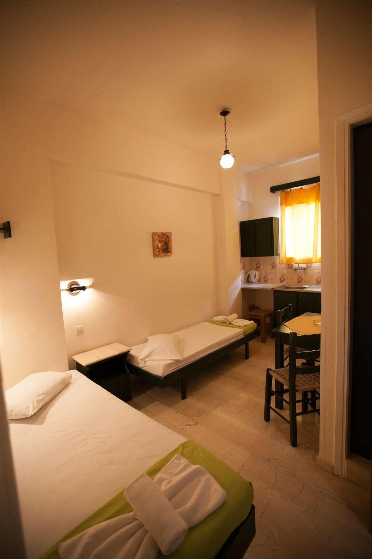 Memories Apartments Stalida Esterno foto