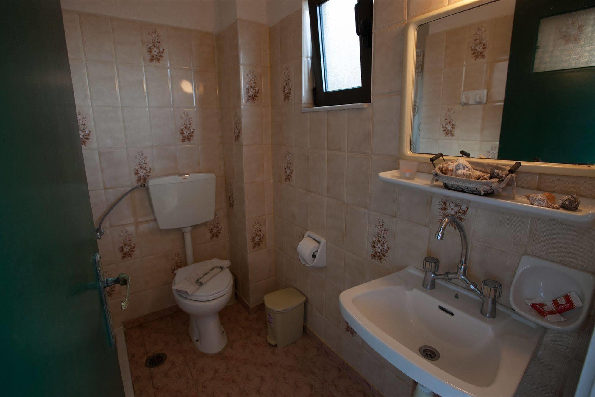 Memories Apartments Stalida Esterno foto